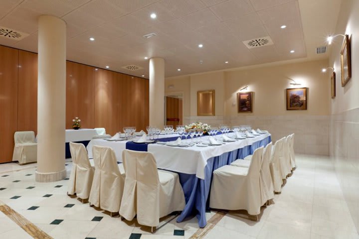 Salón de eventos Sol en el Hotel María Elena Palace