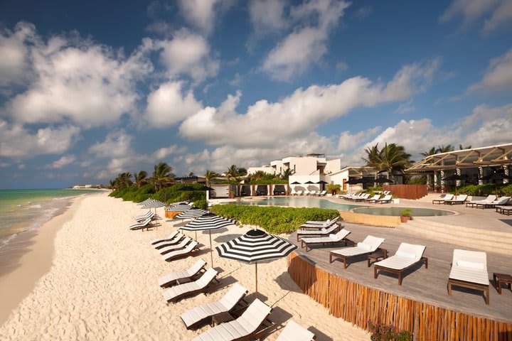 Rosewood Mayakoba is on a beach in the Caribbean