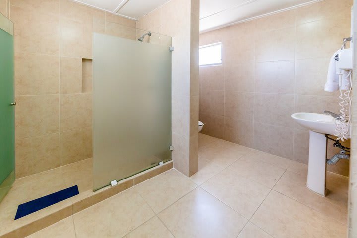 Baño privado de una habitación