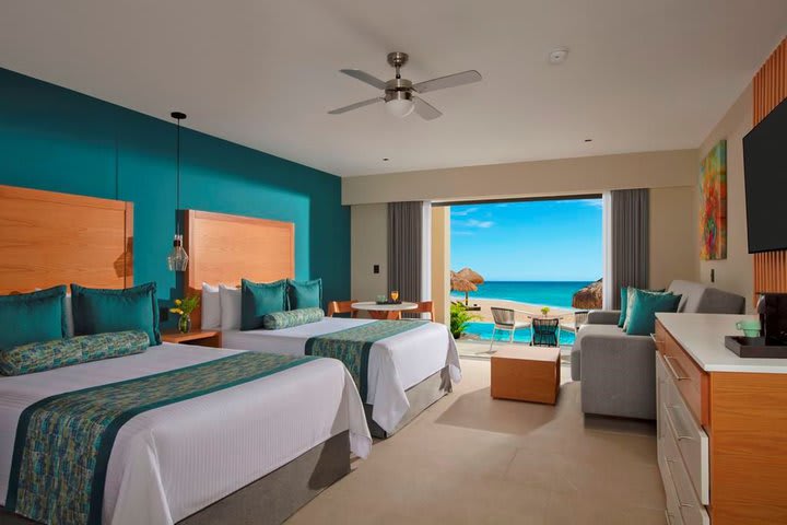 Suite junior, 2 camas dobles, vistas al mar (Preferred Club)