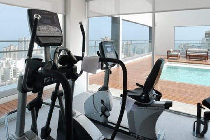 The fitness center at the Dazzler hotel in Lima overlooks the ocean