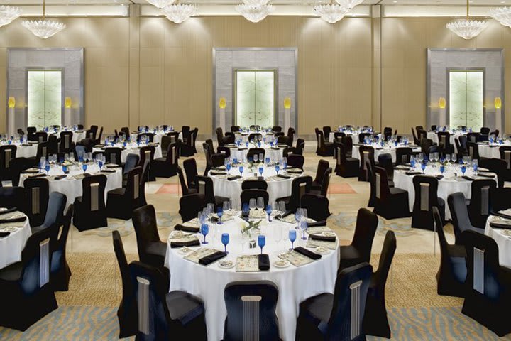 Host your events in one of the meeting rooms at The Ritz-Carlton, Financial Street, hotel in Beijing