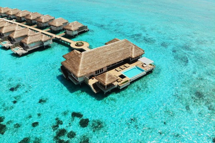 Grand Baglioni Maldives villa