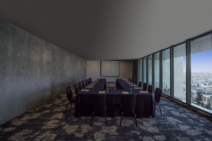 Meeting room for social events, celebrations or business meetings