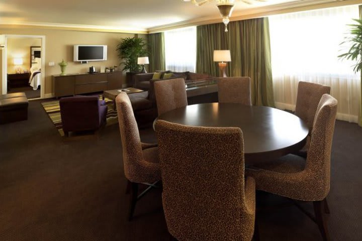 Img - Suite ejecutiva Colosseum king