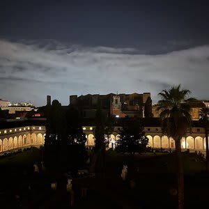 Camere con vista sul Chiostro Di Michelangelo