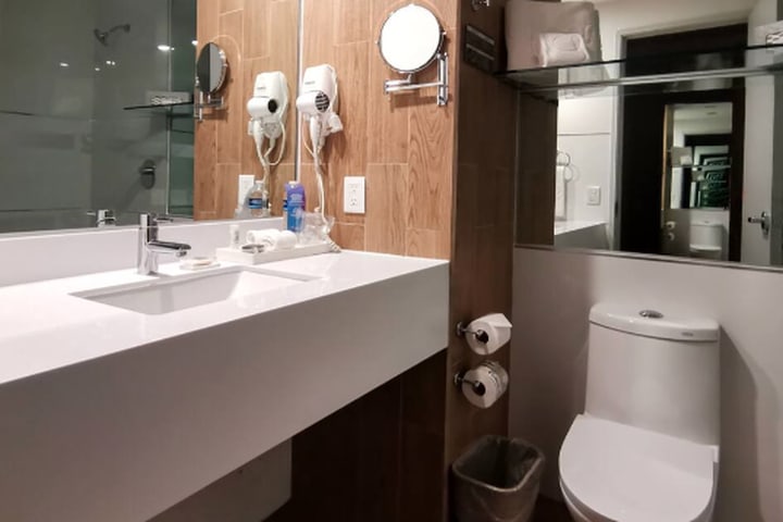 Interior de un baño privado