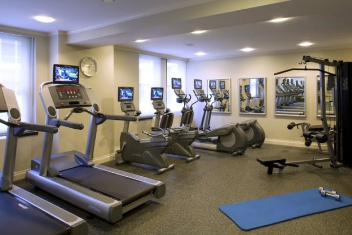 El hotel Warwick en Nueva York cuenta con un gimnasio