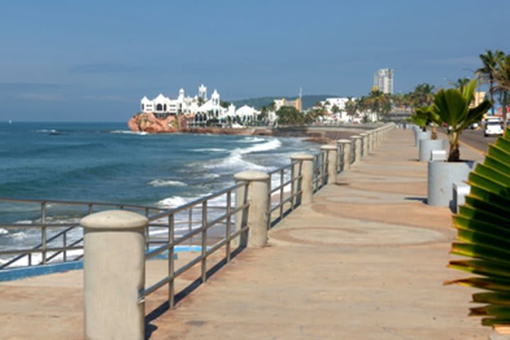 Del Real Hotel and Suites Mazatlan