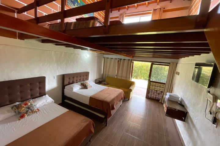 Room with 2 double beds