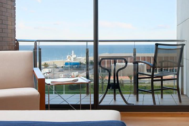 Habitación en el hotel Hesperia Del Mar en Barcelona con vista a la ciudad