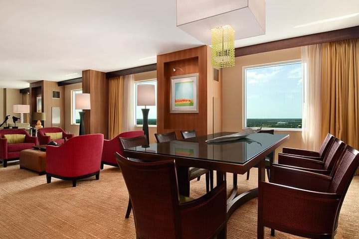 Interior de una suite presidencial