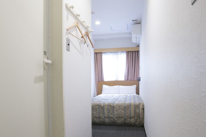 Single Room Bed-width 90 cm (35.4 in.) Smoking (Booking details cannot be altered upon time of check