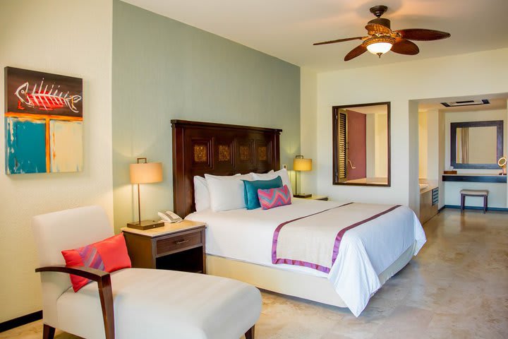 Img - Suite Executive King Bed