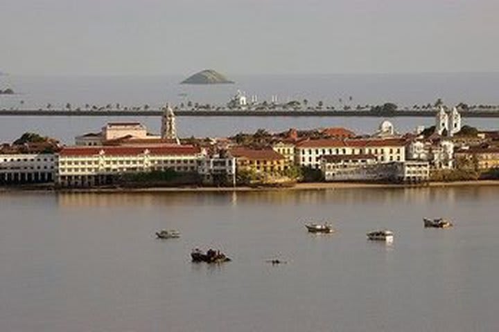 The property is located in the Casco Viejo sector of the city