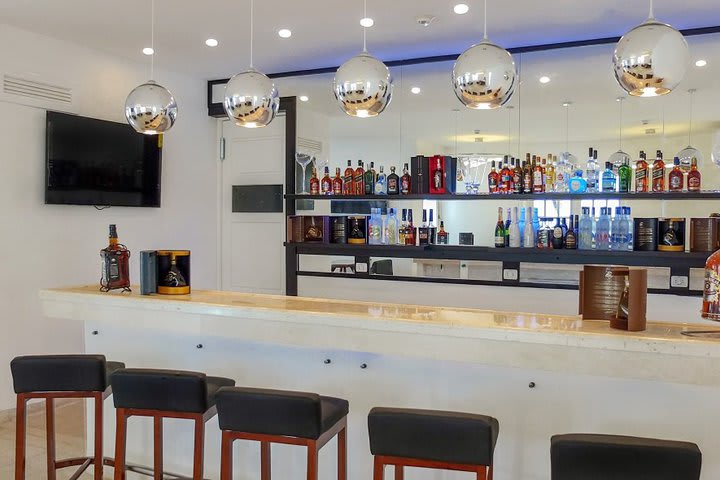 Lobby Bar