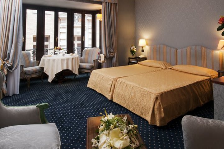 The Ambasciatori Palace hotel in Rome has 151 guest rooms