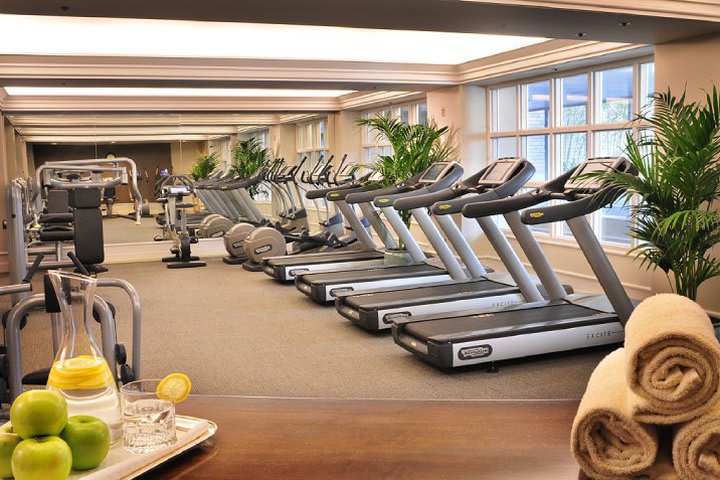 Hay un gimnasio en el hotel de Vancouver, The Fairmont