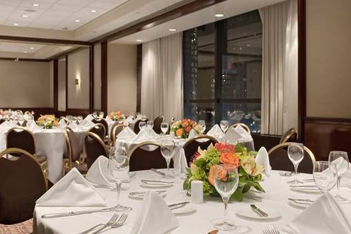 The Millenium Hilton tiene espacio para eventos para 225 personas