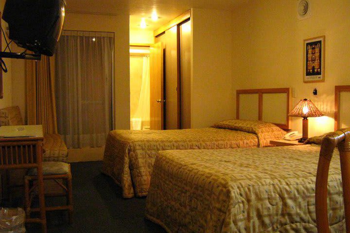 Guest room at Hotel Fuente del Bosque