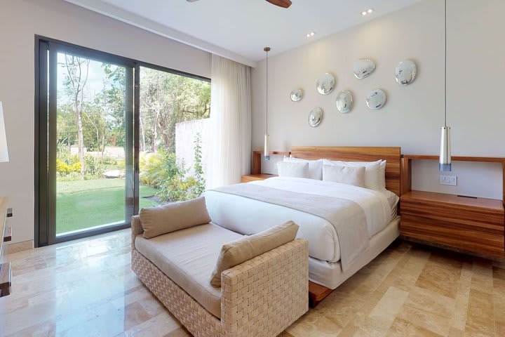 Img - 3 Bedroom Villa With Garden