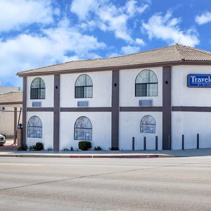 Travelodge by Wyndham Harbor City