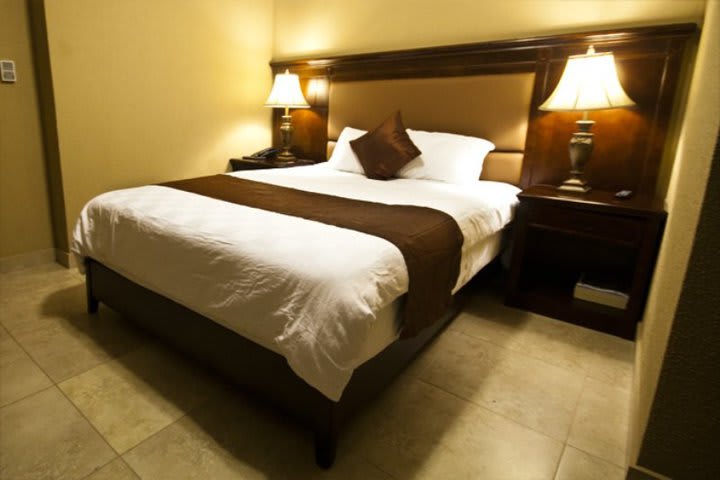 Hotel Expo Centro Zona Libre has 57 guest rooms