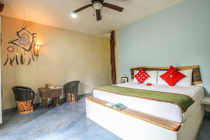 Habitación Room with King Bed with Terrace Garden View and Private Bathroom