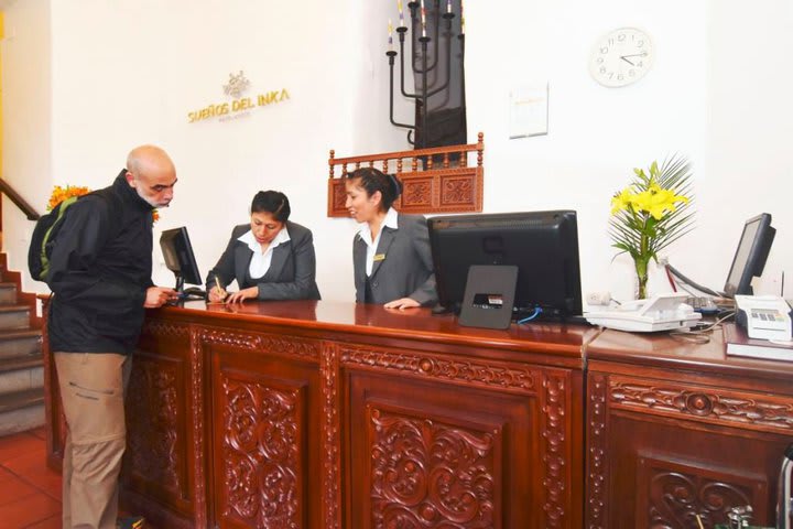 Área de recepción en el lobby