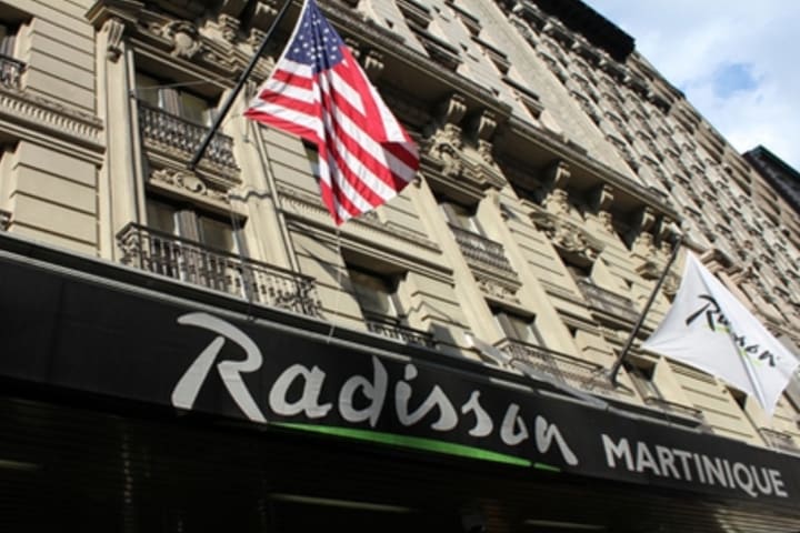 Radisson Martinique en Broadway, Nueva York, es un hotel de estilo renacentista francés