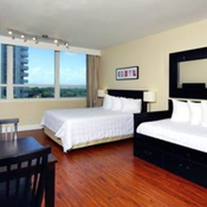 Newpoint Miami Beach Apartments