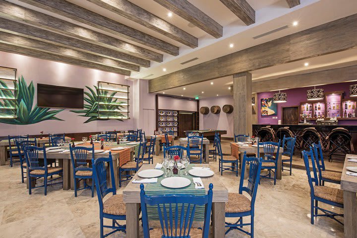 Cantina Las Dos Marías offers Mexican and American fusion cuisine