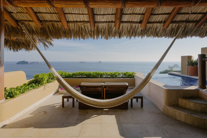 Terrace of a Cala de Mar penthouse master suite