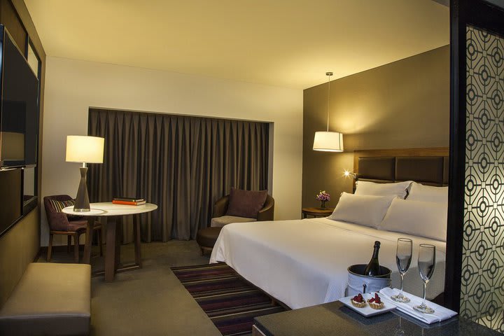 Junior Suite, 1 King Bed