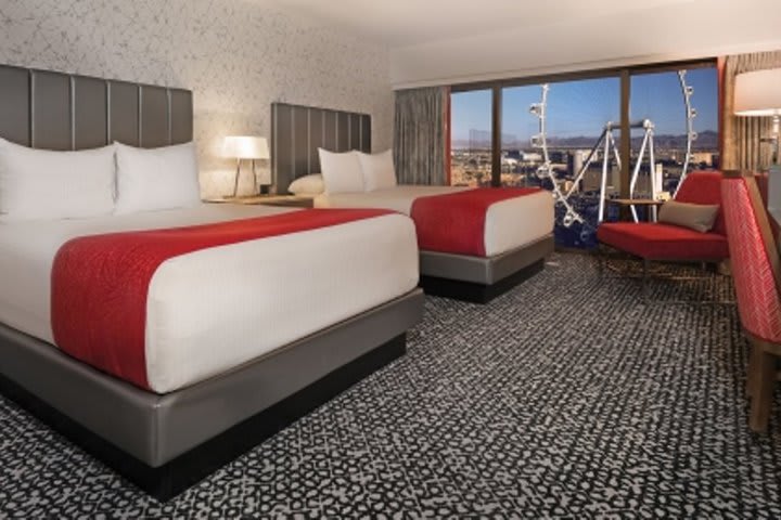 Img - Flamingo 2 queens vista High Roller - libre de humo