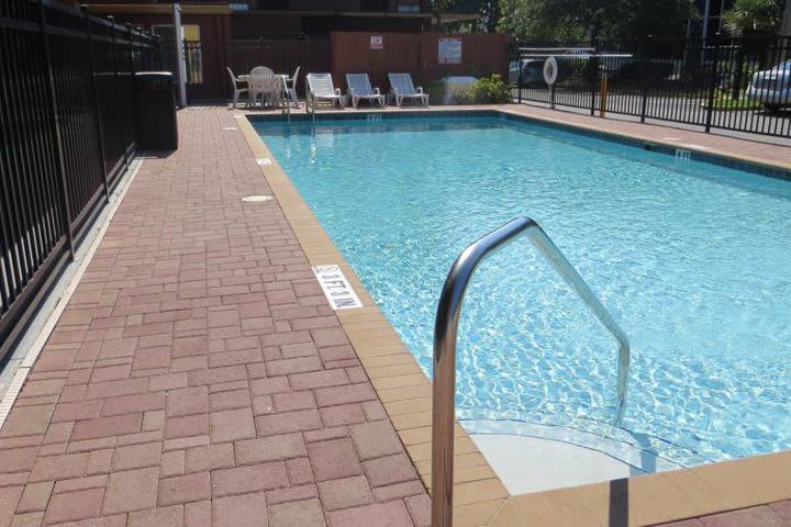 Hotel con piscina en la ciudad de Orlando