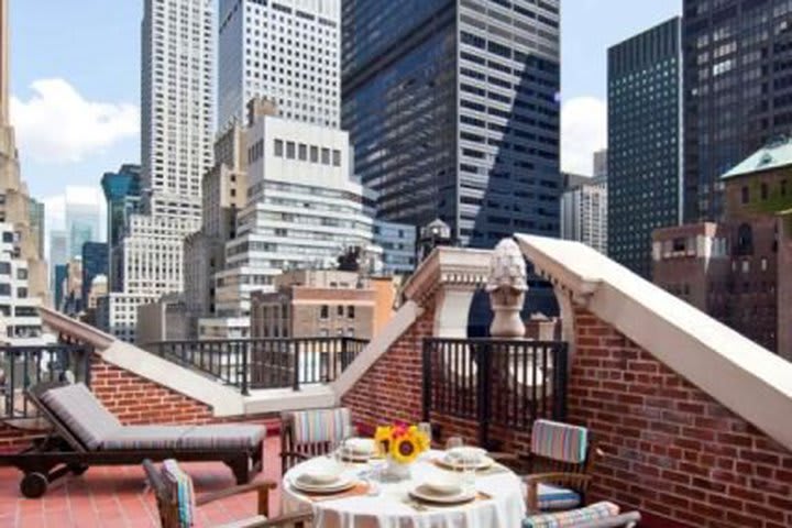 Terraza del hotel St Giles – The Court en Nueva York