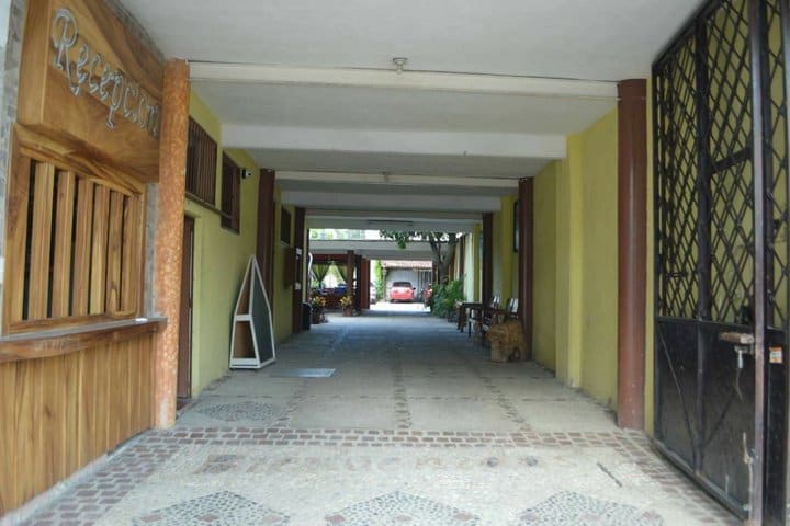 Entrada del hotel