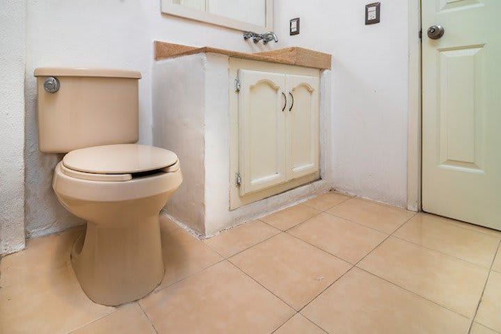 Private bathroom of a superior guest room