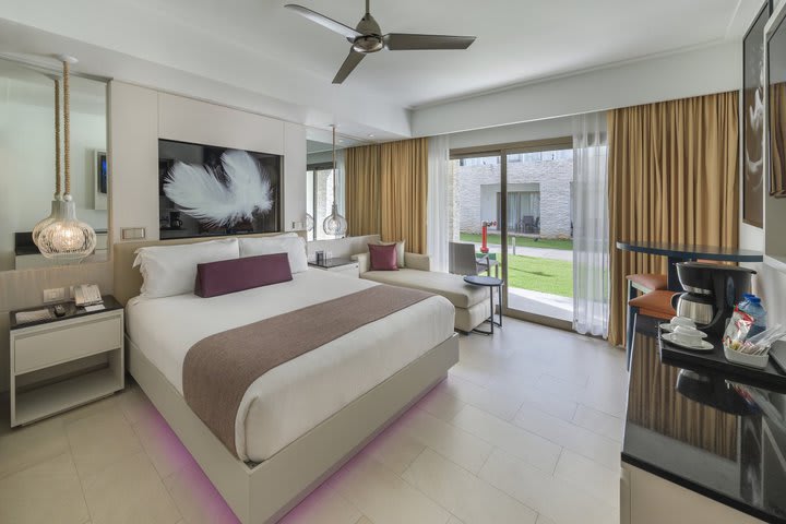 Img - Luxury room