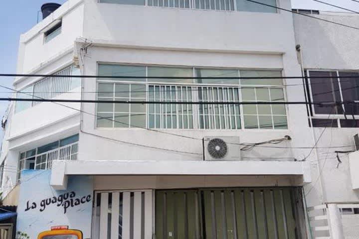La Guagua Place