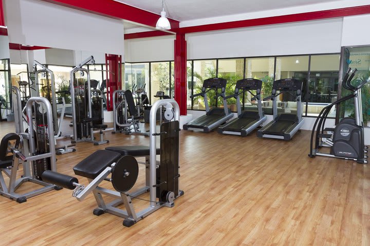 Gimnasio equipado