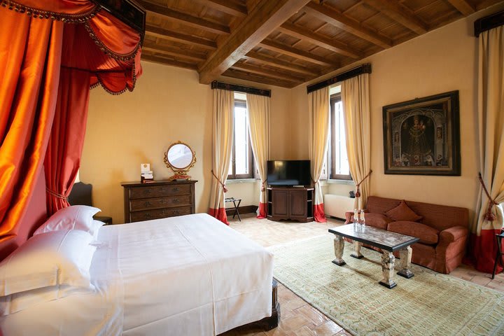 The Colonna Suite