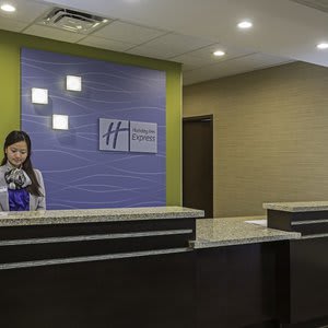 Holiday Inn Express & Suites Orlando East - UCF Area, an IHG Hotel