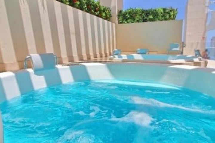 El jacuzzi invita a relajarse