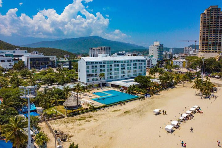 Tamaca Beach Resort Hotel