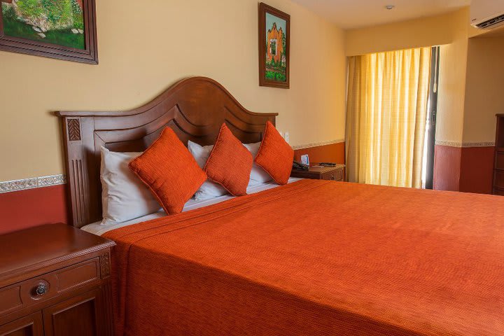 Executive room with king bed