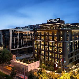 DoubleTree by Hilton Hotel Istanbul - Piyalepasa