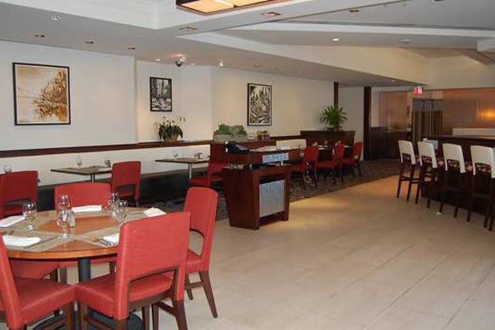 Restaurante Church & Dey del The Millenium Hilton Hotel