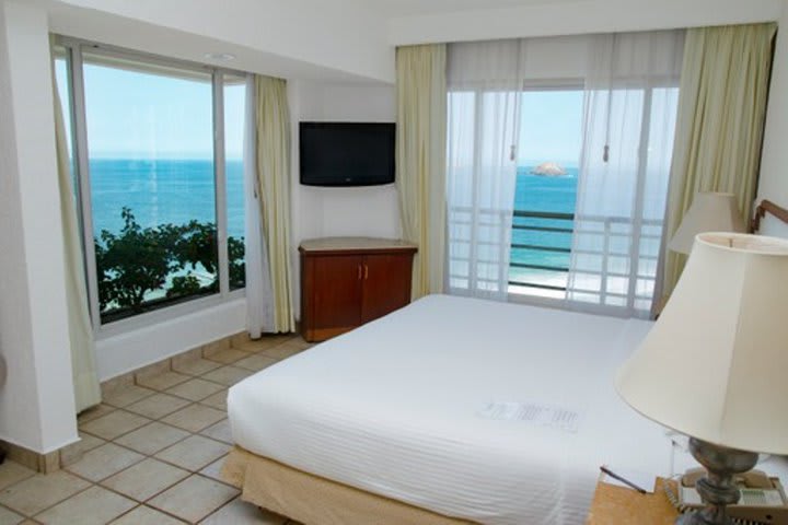 King oceanview junior suite